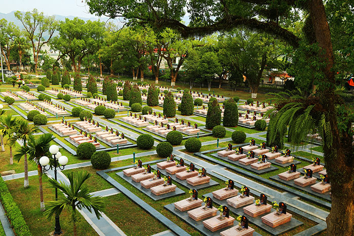 cimetière Dien Bien Phu